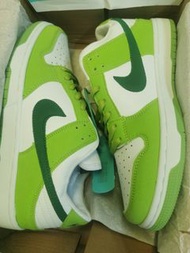 Nike dunk low sb  青蘋果色 男女通用 全新