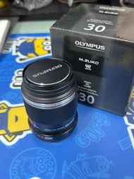 Olympus M.Zuiko Digital 30mm f/3.5 Macro lens