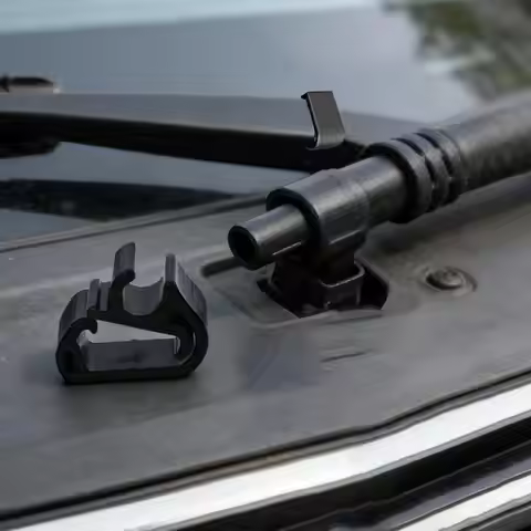 New 5Pcs/set Wiper Arm Spray Hose Clip For Peugeot 3008 (P84) 5008 (P87) 408x for Citroen C5 Aircros