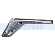 แถบตกแต่งกันชนหน้าโครเมียมสำหรับ Toyota Land Cruiser LC200 ปี 2016-2020