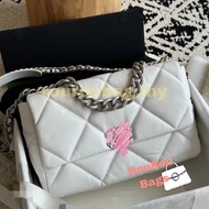 [Fast Delivery] Boutique +Quality Chanel Crossbody Handbag