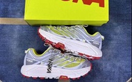 HOKA ONE ONE Mafate Three 2 休閑跑步鞋 黃色