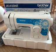 Brother JA1450NT 便攜式縫紉機連盒