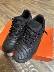 Nike Tiempo 足球鞋 全黑