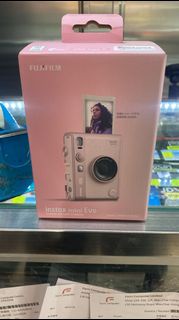 Fujifilm Instax Mini Evo Gentle Rose Edition 柔粉玫瑰色兩用即影即有相機 (USB Type-C 充電版)