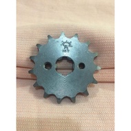 ENGINE SPROCKET C100/DREAM 15T(428)