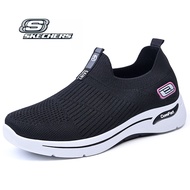 SKECHERS_Seager -Gowalk 3 Power Hitter รองเท้าลำลองผู้หญิง รองเท้าวิ่งแบบนุ่มแพลตฟ - Air-Cooled Arch Fit Relaxed Fit Vegan