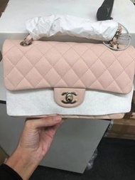 全新Chanel 22c classic flap cf 23cm 粉色 light beige