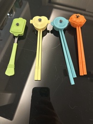 7-11 Le Creuset chopsticks and knife 7-11Le Creuset 筷子、刀