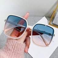 Women Sunglasses Fashion Aesthetic Shades Sunglasses UV400 for Women/Men Eyeglasses