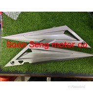 lc135 v1 /v2-7 bateri side cover