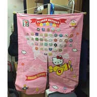 Hello Kitty 門簾連扣針全套 (Seven Eleven 7-11) Sanrio