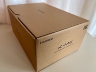 Fujifilm X-M5 Mirrorless Camera + XC 15-45mm Lens (Black)