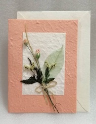 การ์ดอวยพรช่อดอกกุหลาบพื้นขาว (ขนาด L) Handmade Mulberry Paper Card with Rose and White Background (Size L)