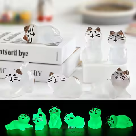 6-30pcs Japanese Style Luminous Miniature Cat Cute Cats Figures Glow in Dark Mini Resin Cats Fairy G