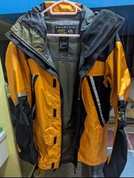 mountain hardwear gore-tex 風褸