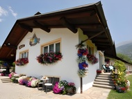 羅氏酒店公寓 (La Roche Hotel Appartments)