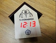 DORAEMON 多啦A夢 叮噹LED木紋鬧鐘