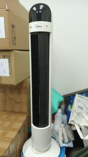 美的 直立式風扇