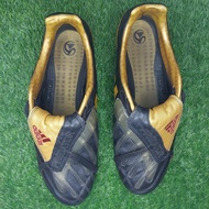 sepatu bola adidas predator powerswerve