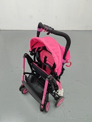 Combi F2 Plus 輕便嬰兒車