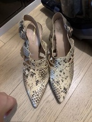 MILLIE'S 蛇紋尖頭 Slingback 高跟鞋