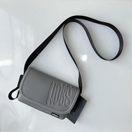 กระเป๋า Hobs TINY รุ่นปี 2024 สะพายข้าง 9 นิ้ว ของแท้ 100% (ส่งฟรี)