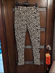 (日牌) Zelos 玫瑰花紋 leggings 新年買富 褲