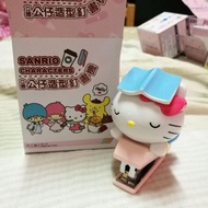 Taiwan 711 Hello kitty stapler