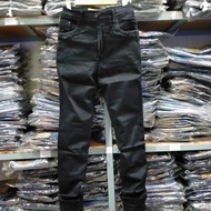 INCASTER Celana Panjang Pria Jeans Model Skinny Pensil Motif Polos Bahan Denim Terbaru Distro Pria