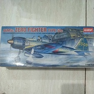 A6m5c zero fighter type 52c 1/72 model kit academy