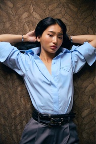 AOP Archive - Editorial Shirt เสื้อเชิ้ตคอปก (มี2สี) ดีเทลกระเป๋าสามเหลี่ยม