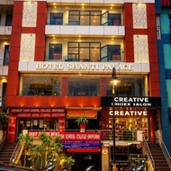 โรงแรม Hotel Vista RD International - Vrindāvan