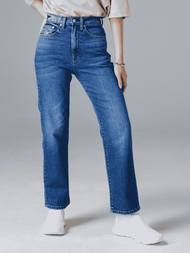 WARRIX กางเกงยีนส์ขายาว Women Jeans รุ่น W101 Raion Classic Straight (LP-243JEWW101) (กางเกงยีนส์ผญ)