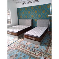 Katil divan quuen saiz 8 inci..dgn tilam queen saiz 10 inci tinggi