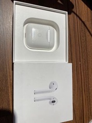 Airpods 2 無線充電版本