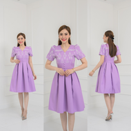 Kety Smile ชุดเดรสผ้าทอรุ่นที่เบลล่าใส่ คอวี แต่งเอว งานกระโปรงจับจีบทวิส อัดกาวทั้งชุด สวยงามมากๆค่