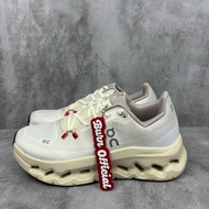 OC Tilt Sand Cream Shoes