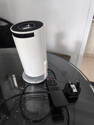 sf到付 LCD 投影機 連遙控器 好睇YouTube netflix電影