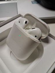 蘋果原廠耳機 apple AirPods 2 代 2019 無線充電盒 二手