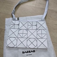 Issey Miyake 三宅一生 BaoBao 斜背包 打字機限定款設計