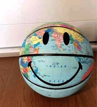 CHINATOWN MARKET Smiley Earth Basketball 世界地圖笑臉籃球