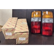 Original Land Cruiser 81 Series Tail Lamp Unit 81551-60333 81561-60253 HDJ81