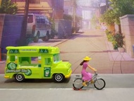 場景配件 單車少女  1/64 Tomica Hotwheels Majorette Tiny