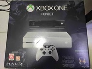 近全新 網拍唯一可用可收藏微軟microsoft XBOX one 1540+Kinet+無線搖桿+變壓器 HALO同捆