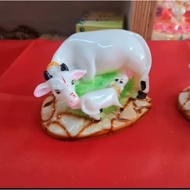 Marble white cow with cafe statue/komatha statue/home decorgift items