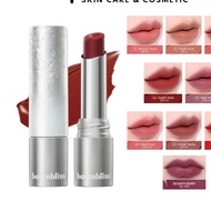 Bear & Bliss NO GRAVITY Transfer Proof MATTE LIPSTICK BARENBLISS TRANSFERPROOF (3g) Has 9 Shades.
