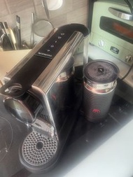 Nespresso Citiz platinum with milk frother