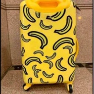 全新Desley Minions’s 21吋登機行李箱　最後兩個
