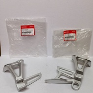 HONDA RS150 STAY FOOTREST REAR BRACKET (1SET) 100% 50715-K56-N10 50716-K56-N00